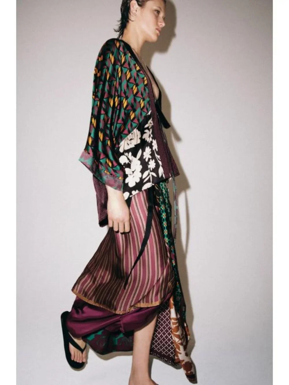 ZARA PRINTED SCARF PAREO - Picture 4 of 8